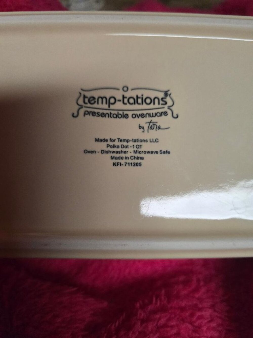 Temp-Tations by Tara White with Polka 1 Qt. Baking Dish Wire Rack & Trivet - Picture 2 of 3